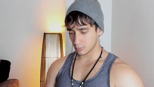 Snapshot of AlexRivera6 chatting on November 2025 07:13:01 PM AlexRivera6 online show from November 2025 07:13:01 PM