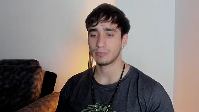 Snapshot of AlexRivera6 chatting on November 2025 07:46:02 PM AlexRivera6 online show from November 2025 07:46:02 PM