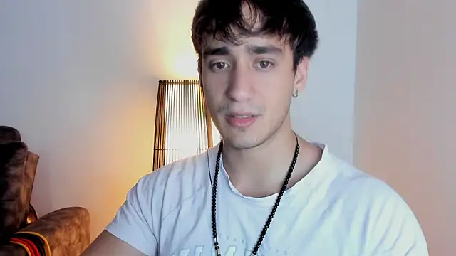 Snapshot of AlexRivera6 chatting on November 2025 09:51:02 PM AlexRivera6 online show from November 2025 09:51:02 PM