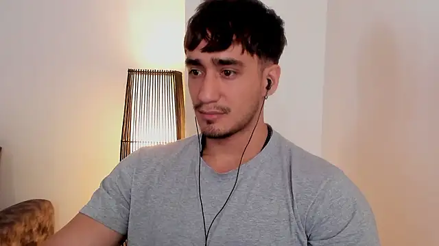 Snapshot of AlexRivera6 chatting on February 2026 04:14:02 PM AlexRivera6 online show from February 2026 04:14:02 PM