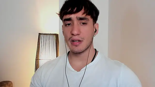 Snapshot of AlexRivera6 chatting on February 2026 03:53:01 PM AlexRivera6 online show from February 2026 03:53:01 PM