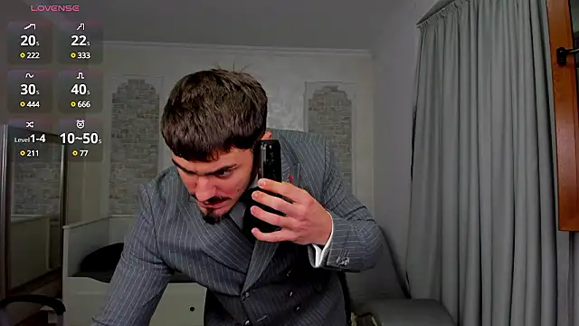 Snapshot of WilsonJules chatting on December 2024 08:36:02 PM WilsonJules online show from December 2024 08:36:02 PM