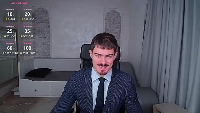 Snapshot of WilsonJules chatting on December 2024 07:50:02 PM WilsonJules online show from December 2024 07:50:02 PM