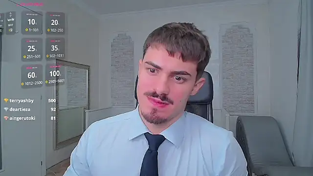 Snapshot of WilsonJules chatting on December 2024 10:52:01 PM WilsonJules online show from December 2024 10:52:01 PM