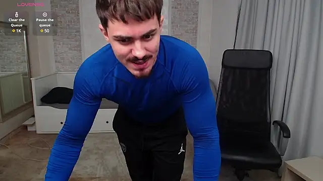 Snapshot of WilsonJules chatting on December 2024 11:13:01 AM WilsonJules online show from December 2024 11:13:01 AM