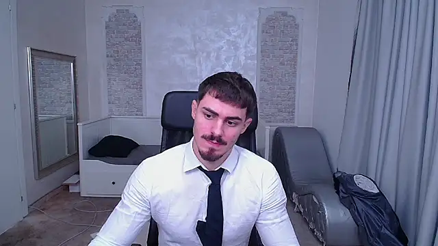 Snapshot of WilsonJules chatting on December 2024 05:01:02 PM WilsonJules online show from December 2024 05:01:02 PM