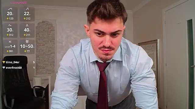 Snapshot of WilsonJules chatting on January 2025 10:16:02 PM WilsonJules online show from January 2025 10:16:02 PM