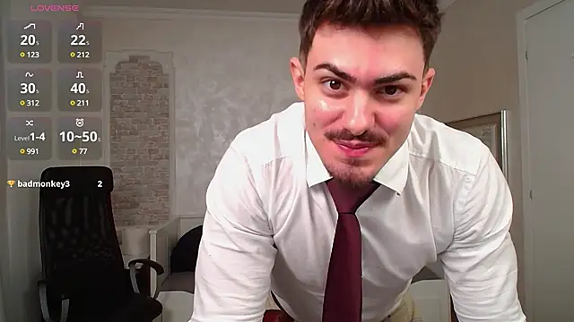 Snapshot of WilsonJules chatting on February 2025 07:23:02 PM WilsonJules online show from February 2025 07:23:02 PM