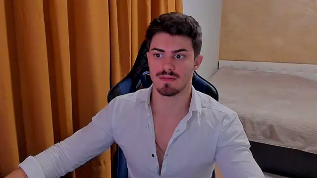 Snapshot of WilsonJules chatting on March 2025 11:53:02 PM WilsonJules online show from March 2025 11:53:02 PM