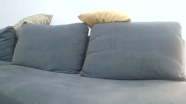 Snapshot of sevdaaqolik chatting on December 2025 09:33:02 PM sevdaaqolik online show from December 2025 09:33:02 PM