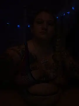 Snapshot of SexyZannaRose chatting on September 2025 01:51:02 AM SexyZannaRose online show from September 2025 01:51:02 AM