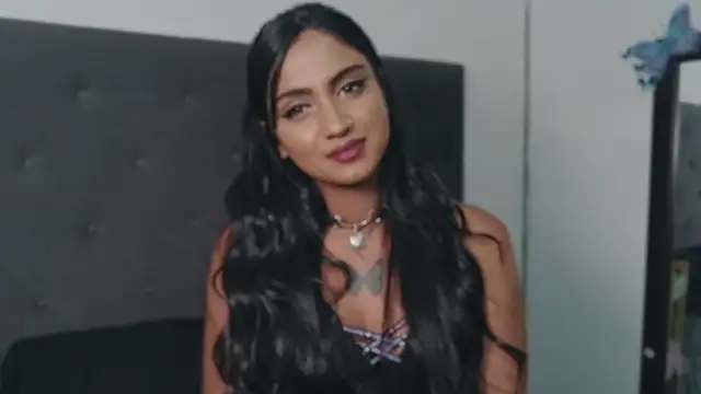 Delilah Blazee online show from June 2026 06:43:01 PM