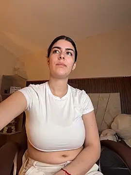  Niah  online show from April 2026 08:50:01 PM