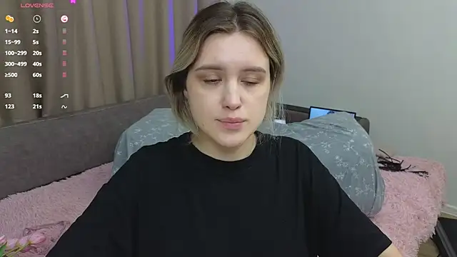 Snapshot of dusyastar chatting on December 2024 03:49:02 PM dusyastar online show from December 2024 03:49:02 PM