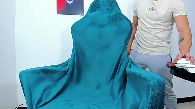 lazzon bastion online show from January 2025 11:34:01 PM