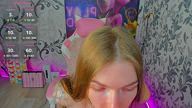 Snapshot of ArielSpell chatting on March 2025 10:10:01 PM ArielSpell online show from March 2025 10:10:01 PM