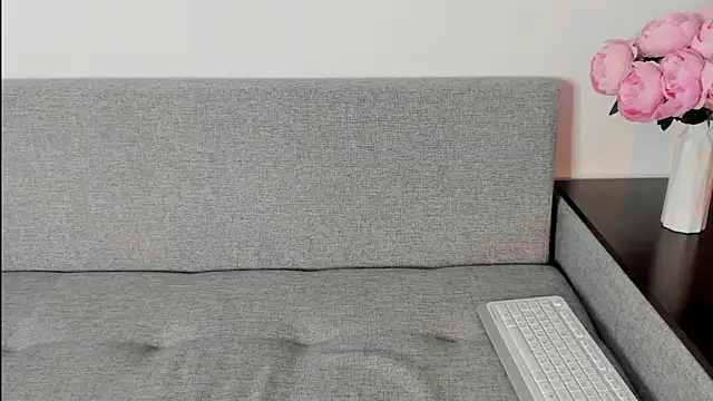 miss emily  online show from October 2025 11:05:01 PM