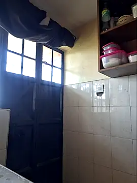 Samia Queen online show from January 2025 01:36:02 PM