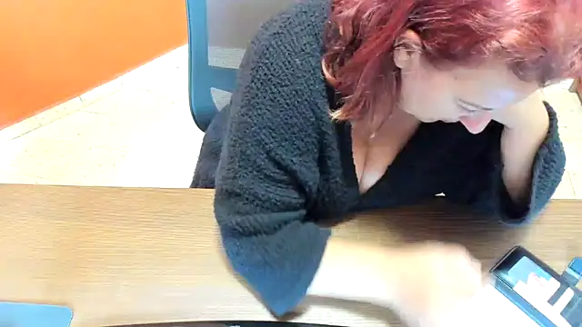 NikkiHolland online show from May 2026 08:41:01 AM