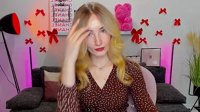 bella  rose online show from February 2025 01:11:02 PM