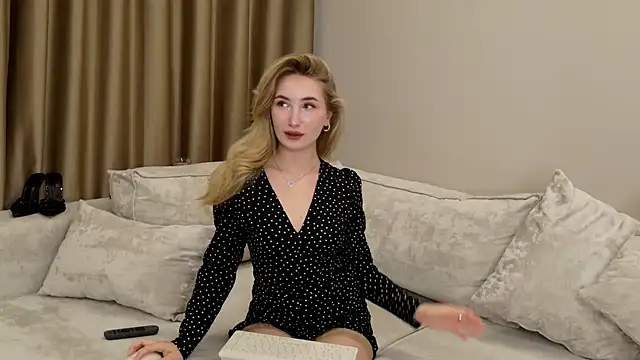 bella  rose online show from September 2025 07:13:02 AM