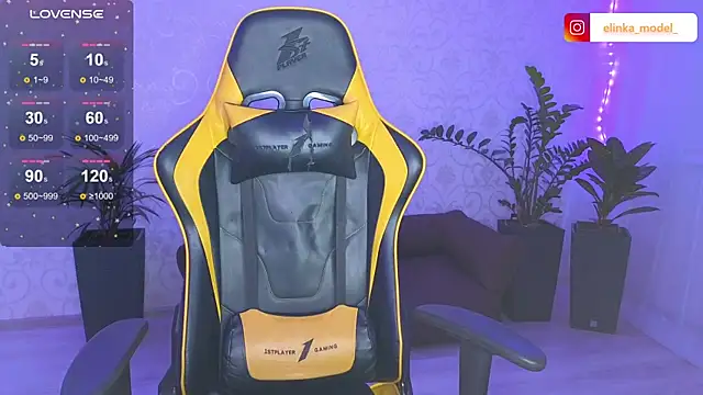 Elishka  online show from February 2025 06:56:02 PM