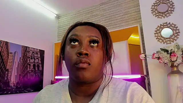 Snapshot of ShaniaBrownn chatting on November 2025 08:00:01 PM ShaniaBrownn online show from November 2025 08:00:01 PM