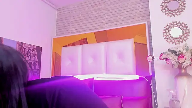 Snapshot of ShaniaBrownn chatting on November 2025 07:37:01 PM ShaniaBrownn online show from November 2025 07:37:01 PM