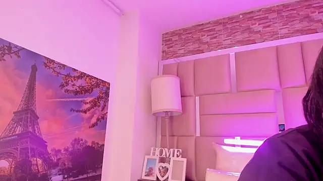 Snapshot of ShaniaBrownn chatting on February 2026 07:45:01 PM ShaniaBrownn online show from February 2026 07:45:01 PM