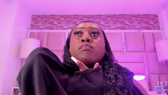 Snapshot of ShaniaBrownn chatting on March 2026 07:41:01 PM ShaniaBrownn online show from March 2026 07:41:01 PM