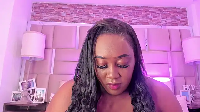 Snapshot of ShaniaBrownn chatting on March 2026 08:01:01 PM ShaniaBrownn online show from March 2026 08:01:01 PM