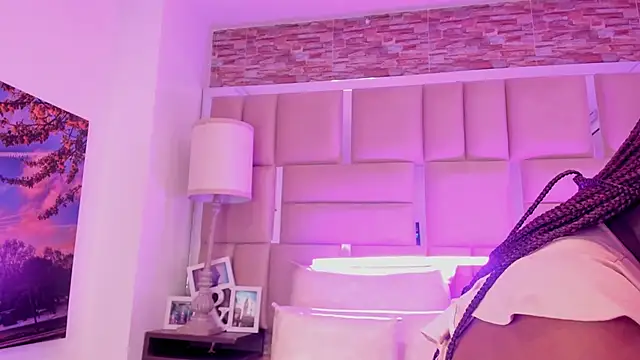 Snapshot of ShaniaBrownn chatting on March 2026 06:40:01 PM ShaniaBrownn online show from March 2026 06:40:01 PM