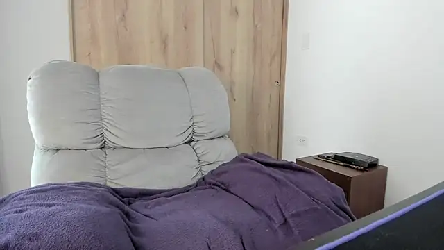xspecialoomx online show from May 2026 06:26:01 PM