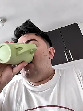 naughty bear online show from March 2026 06:25:02 PM