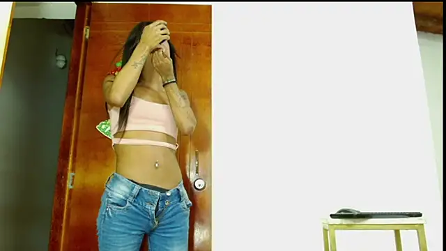 Snapshot of nomy_07 chatting on December 2024 07:26:02 AM nomy 07 online show from December 2024 07:26:02 AM