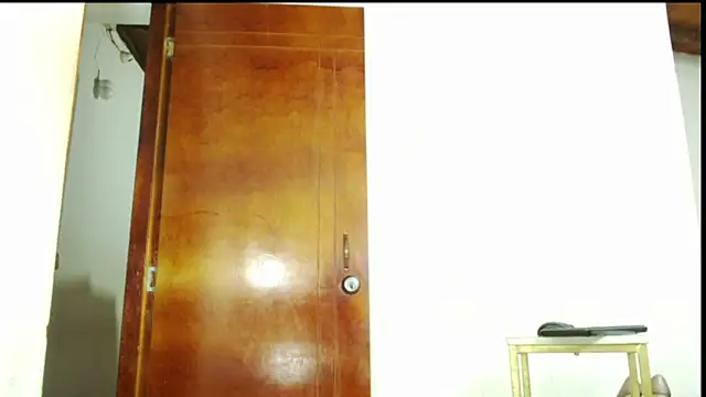 Snapshot of nomy_07 chatting on January 2025 04:42:01 AM nomy 07 online show from January 2025 04:42:01 AM