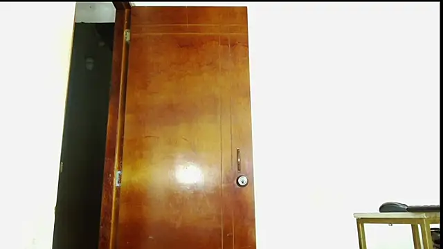 Snapshot of nomy_07 chatting on January 2025 04:52:01 AM nomy 07 online show from January 2025 04:52:01 AM