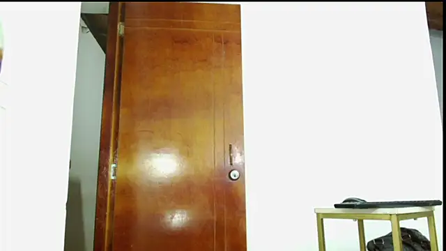 Snapshot of nomy_07 chatting on February 2025 05:26:01 AM nomy 07 online show from February 2025 05:26:01 AM