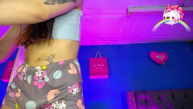 Snapshot of Lunahoney1 chatting on January 2025 02:26:01 PM Lunahoney1 online show from January 2025 02:26:01 PM