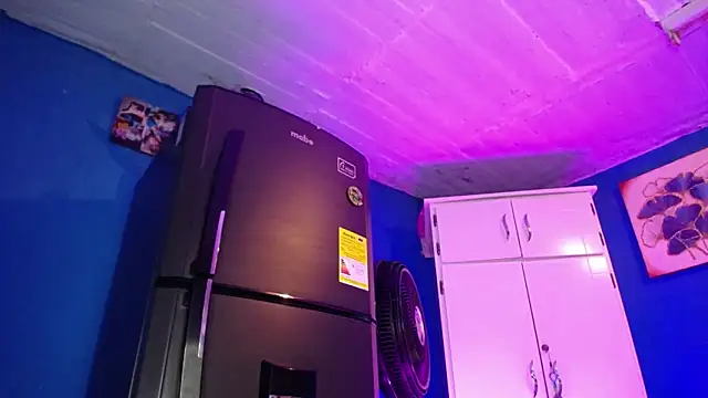 Snapshot of Lunahoney1 chatting on September 2025 07:16:01 PM Lunahoney1 online show from September 2025 07:16:01 PM