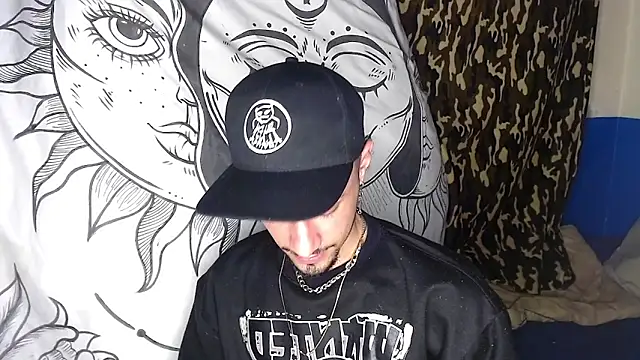 Snapshot of Apolo_S chatting on January 2025 07:07:01 AM Apolo S online show from January 2025 07:07:01 AM