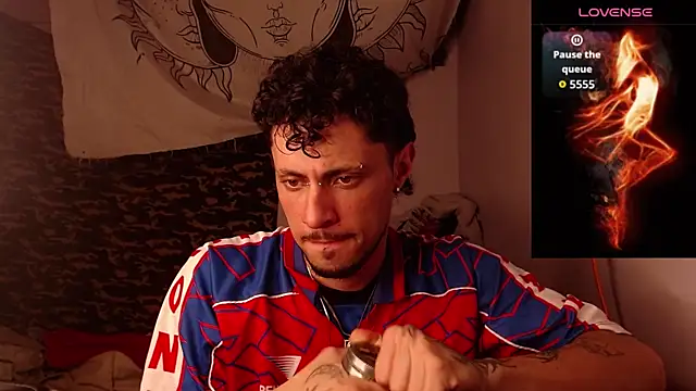 Snapshot of Apolo_S chatting on December 2025 07:03:02 AM Apolo S online show from December 2025 07:03:02 AM