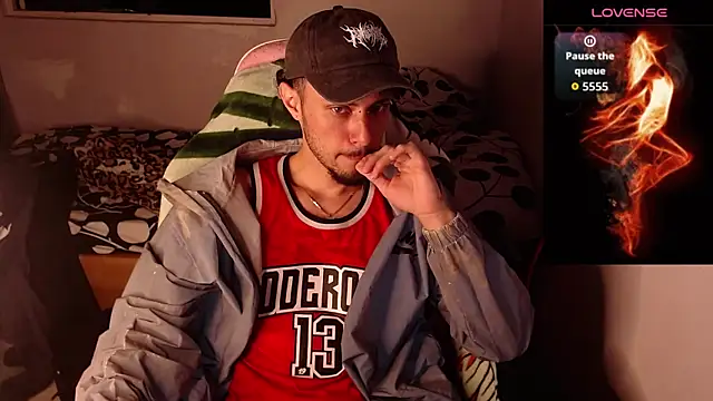 Snapshot of Apolo_S chatting on January 2026 12:27:01 AM Apolo S online show from January 2026 12:27:01 AM