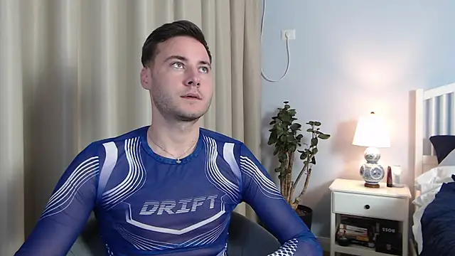 Snapshot of JustinMorrisX chatting on September 2025 04:00:02 PM JustinMorrisX online show from September 2025 04:00:02 PM