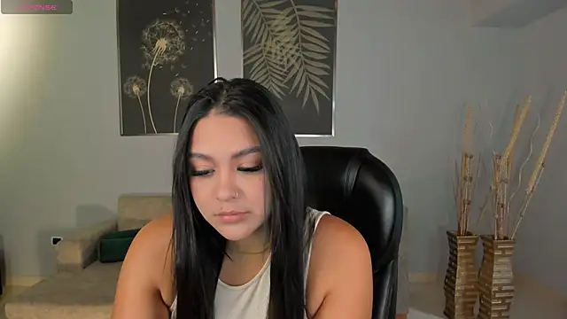 ToriCrossX online show from January 2025 12:38:01 PM