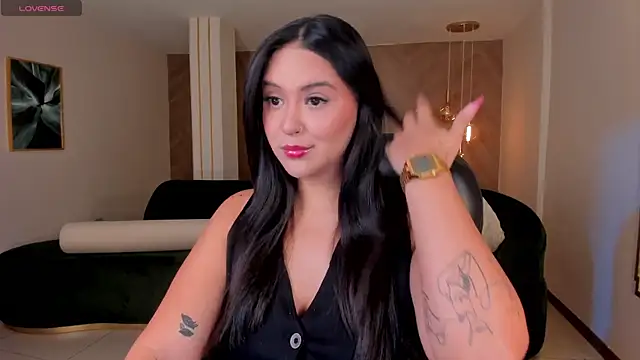 ToriCrossX online show from December 2025 12:12:01 PM