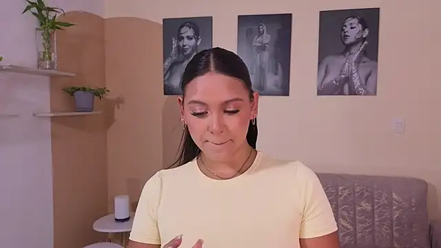 Snapshot of ToriCrossX chatting on March 2026 06:56:02 PM ToriCrossX online show from March 2026 06:56:02 PM