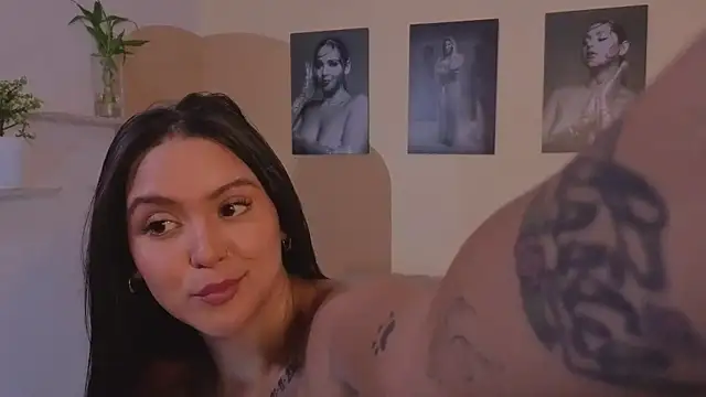 Snapshot of ToriCrossX chatting on March 2026 06:09:02 PM ToriCrossX online show from March 2026 06:09:02 PM