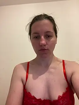 Nicole-Ray online show from May 2026 07:08:01 PM