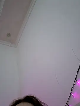 Snapshot of Yammy_Yumi chatting on January 2025 07:29:02 PM Yammy Yumi online show from January 2025 07:29:02 PM